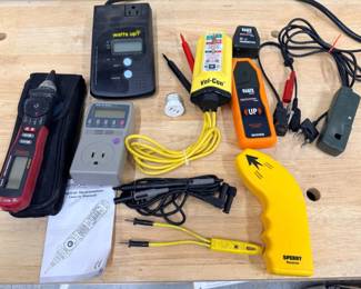 174 ElectricalTestersMultimetersWattTestersCircuitFinder