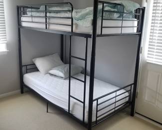 Twin bunk beds