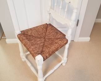 Cottage chic chair