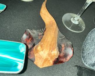 BEAUTIFUL WOODEN STINGRAY