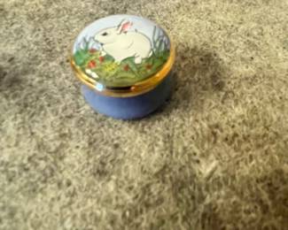 SMALL HALCYON DAYS ENAMEL TRINKET BOX