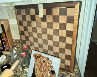 HANDMADE CHESS CUTTING BOARD BY MOLLER MFG. VICTORIA