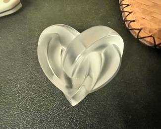 LOVELY "LALIQUE" GLASS HEART