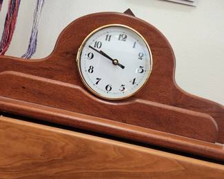 Vintage Mantel Clock. 
