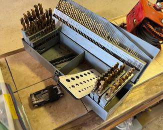 Drill bit set
