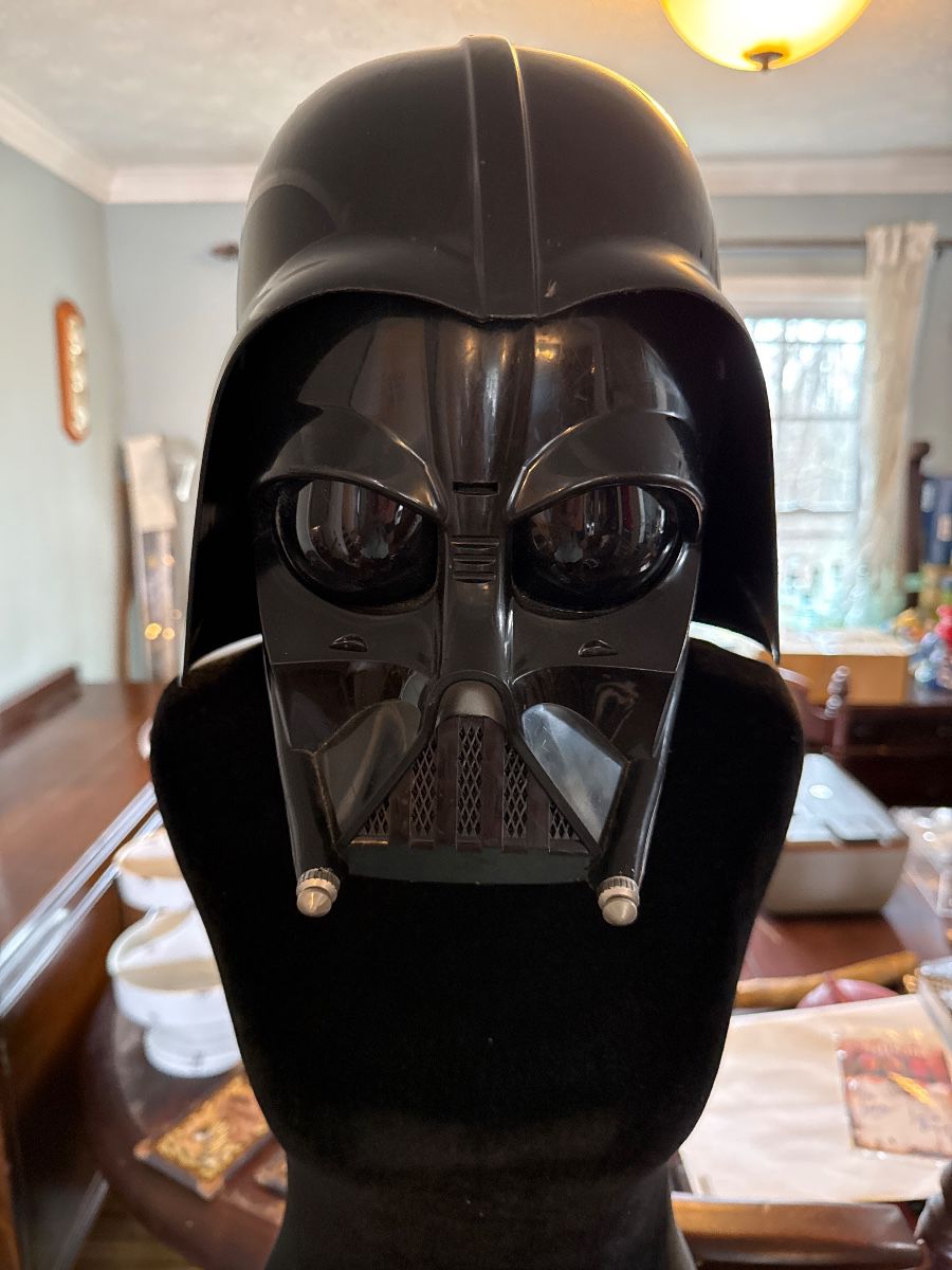 "I am your father!" Darth Vader helmet