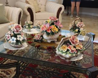 BEAUTIFUL PIECES OF CAPODIMONTE & GLASS TOP COFFEE TALBLE