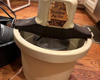 Mini Yum Yum Machine