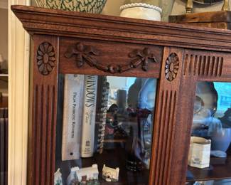 Curio cabinet details