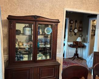 Curio cabinet