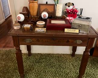 Writing desk 