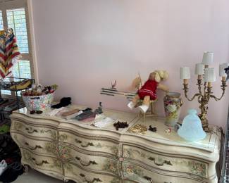 Union-National French Country Style Hand-Painted Triple Tiered 9 Drawer Dresser (23"D x 86"W x 32"H)