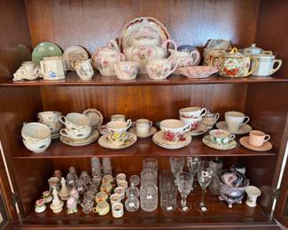 Large Collection of Teacups & Saucers