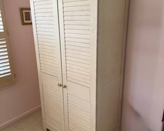 Baronet 2 Door Wardrobe (42"W x 76"H x 24-1/2"D)