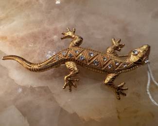 Vintage Miriam Haskell Gold-gilt Gecko Brooch