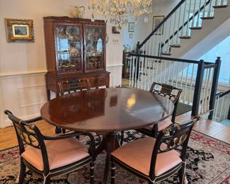 Baker Mahogany Pedestal Dining Table (54"L x 45"W x 29-1/2"H with 2 Additional Leaves) & Baker Governor Alston Dining Chair (2 Armchairs & 2 Side Chairs / 22ʺW × 23ʺD × 32.5ʺH)