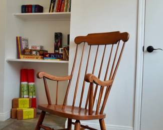 Ish Drive Simi Valley short term rental Simi Valley California bedroom 3 yoga and books