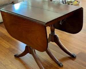 Lot 259  Antique DropLeaf Pedestal Table