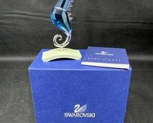 Lot 8  Swarovski Crystal Seahorse Figurine  Blue  Boxed w Certificate  Austria