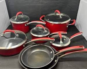Lot 79  Vintage 1992 Farberware Red Cookware Set