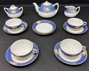 Lot 126  Vintage Noritake Tea Set with Floral Design, 1930s