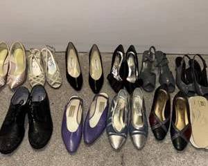 Lot 339  Lot of Vintage Womens Shoes and Mens Oxfords