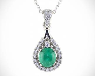 Emerald necklace no reserve