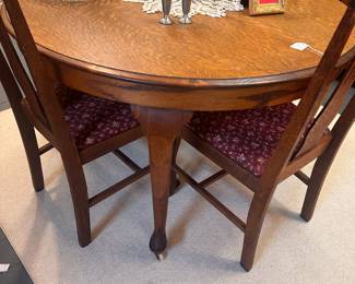 Quartersawn tiger oak dining set with leaves