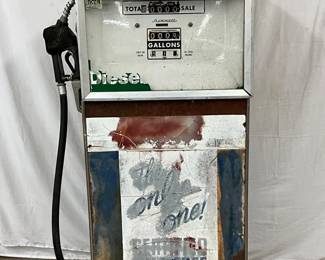 Bennett Model 2066 Gas Pump