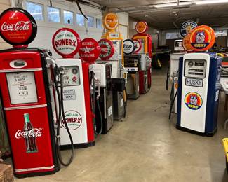 COLLECTION GAS PUMPS WITH GLOBES