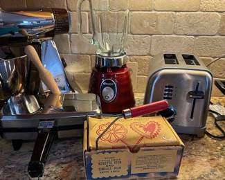 Vintage rosette iron set, Cuisinart classic toaster, Oster Classic blender