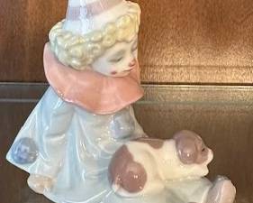 LLadro "Pierrot with Puppy", model #5277
