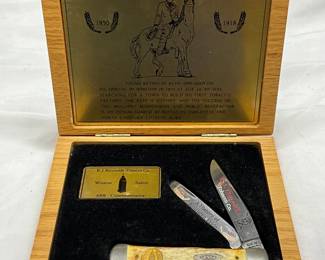 Case XX R.J. Reynolds Tobacco Co. 1991 Commemorative Pocket Knife in Display Box