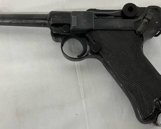 Luger P08 9mm Semi-Automatic Pistol, 1939, Germany