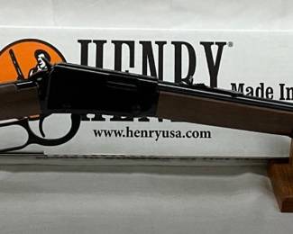 Henry Lever Action Rifle Model H001 in .22 LR with Standard Loop
