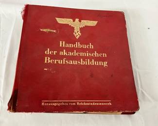 German Academic Handbook on Veterinary Medicine and Career Paths