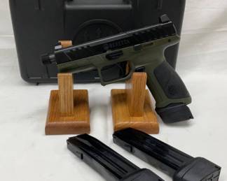 NIB Beretta APX 9mm Pistol with Threaded Barrel and Two Magazines