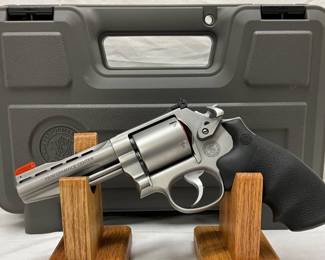 Smith & Wesson Performance Center .357 Magnum 4-Inch Revolver 