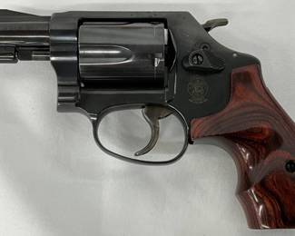 Smith & Wesson Ladysmith Model 36-10 .38 Special Revolver with Rosewood Grips