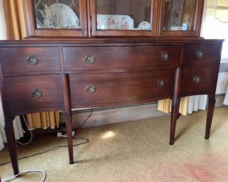 Mahogany Sideboard Hepplewhite style/Federal style 66x36x20