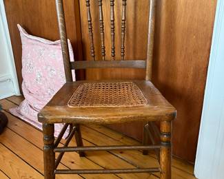 oak chair with canning, 37x14x17