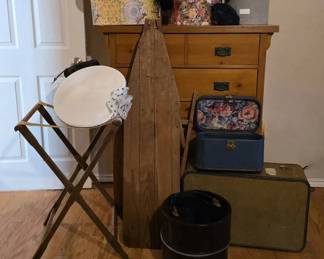 Vintage Travelers Treasure Luggage, Hats, Hat Boxes Display Pieces