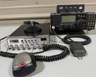 High Quality Bundle From A Devoted Lover Of Radios