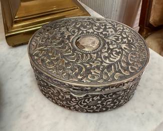 Silver Box (Velvet Lined)