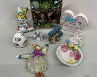 Easter-Themed Decorative Assortment