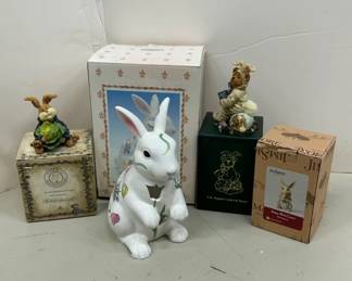Decorative Rabbit Figurines