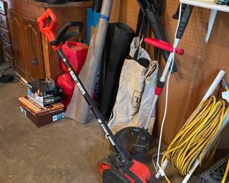 Black & Decker Electric String Trimmer/Edger