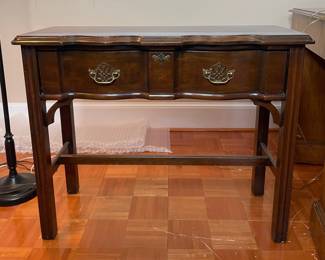 Harden Vtg Mahogany Lowboy Table