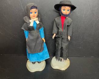 Vintage Amish Couple Dolls