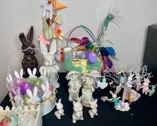 Easter Figurines and Decorations 